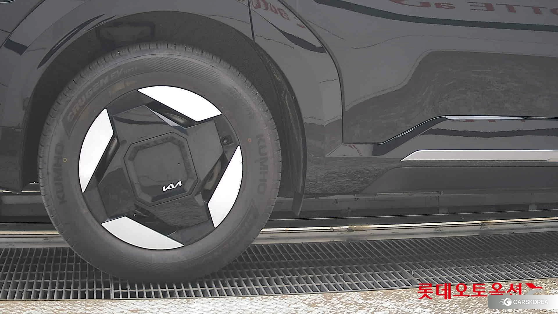 Kia EV9 id 3888388 из Кореи 16