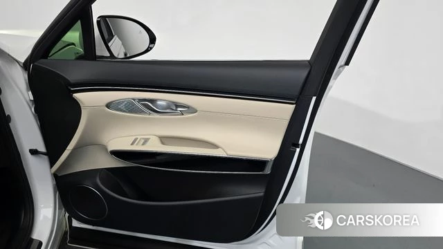 Genesis GV70 id 4635555 из Кореи 16