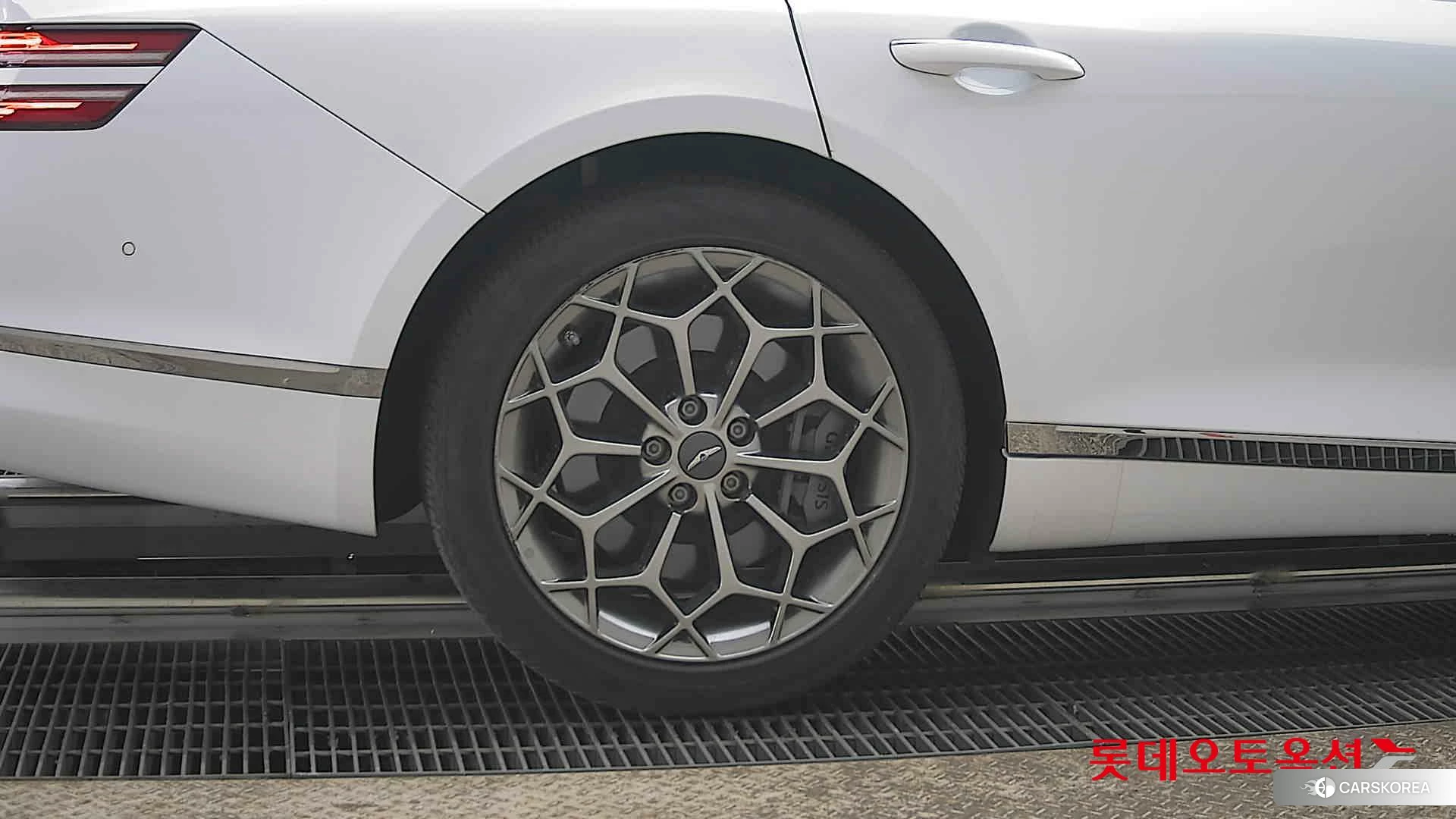 Hyundai G80 id 3875688 из Кореи 16