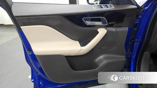 Jaguar F-PACE id 4765492 из Кореи 16