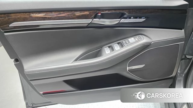 Genesis G90 id 4482821 из Кореи 16