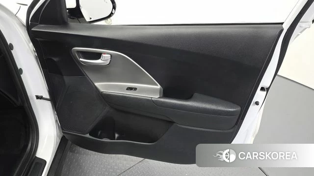 Kia Niro Plus id 4645995 из Кореи 16