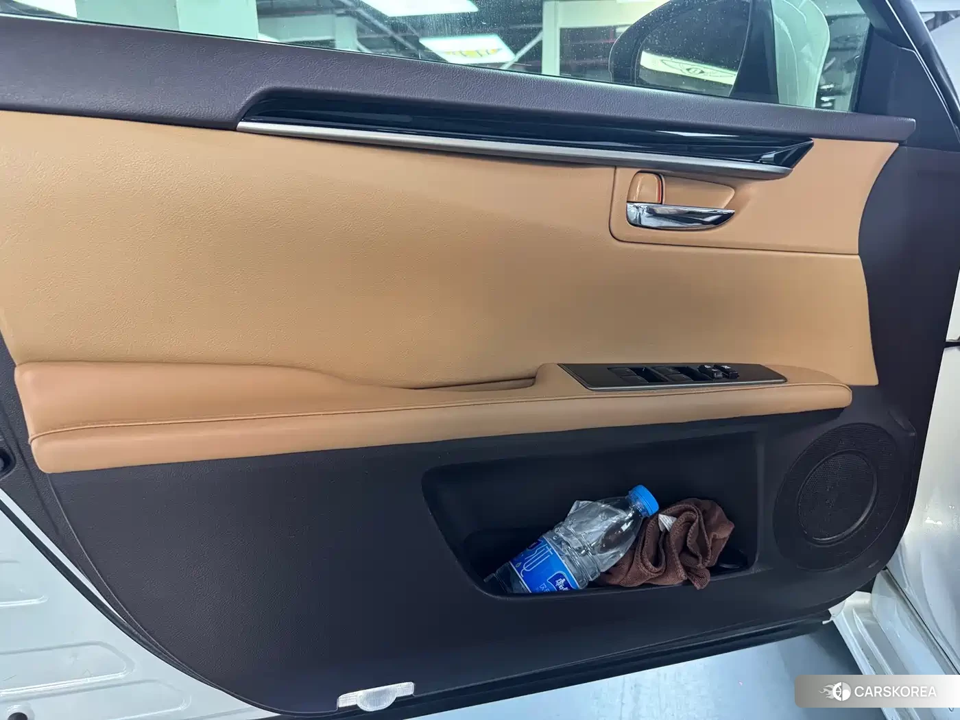 Lexus ES id 4539175 из Китая 16