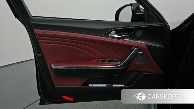 Kia Stinger Meister id 4646469 из Кореи 16