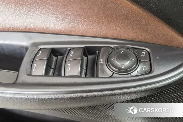 Buick GL6 id 4253579 из Китая 16