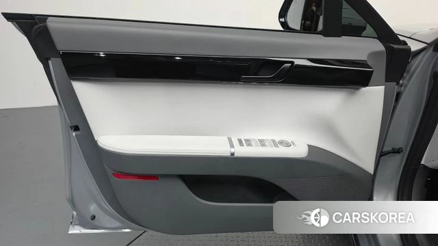 Hyundai Grandeur Hybrid (GN7) id 4315329 из Кореи 16