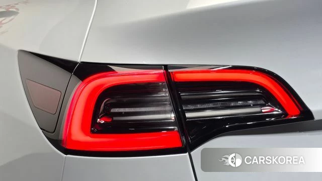 Tesla Model Y id 4757670 из Кореи 16
