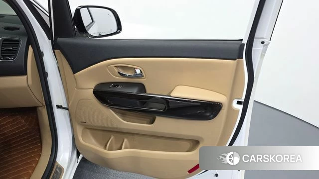 Kia The New Carnival id 4508563 из Кореи 16