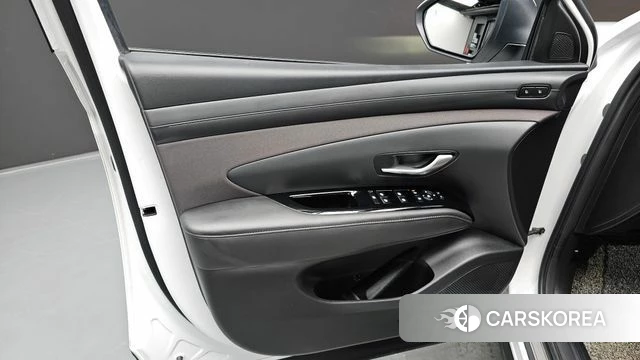 Hyundai The New Tucson (NX4) id 4645278 из Кореи 16