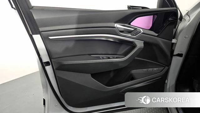 Audi e-Tron id 4323831 из Кореи 16