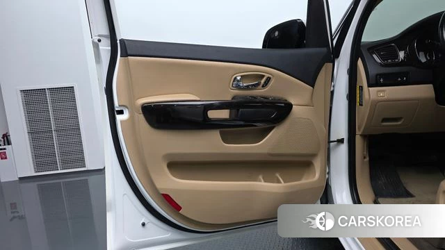 Kia The New Carnival id 4325280 из Кореи 16