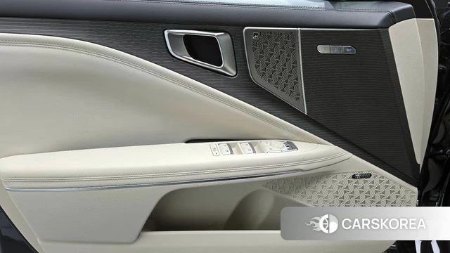 Kia The New K8 Hybrid id 4315042 из Кореи 16