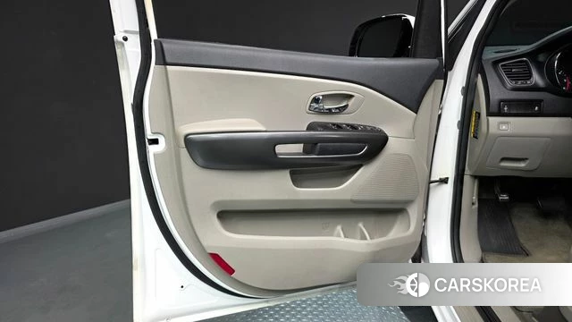 Kia The New Carnival id 4930950 из Кореи 16