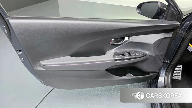 Hyundai Veloster (JS) id 4203146 из Кореи 16