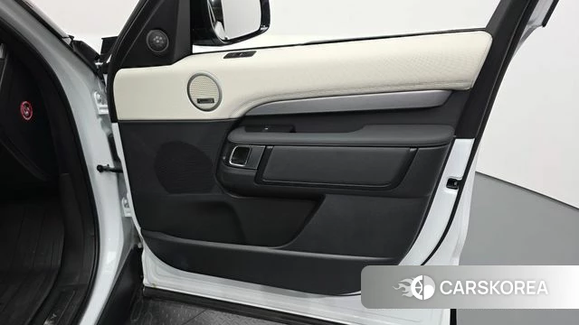 Land Rover Discovery 5 id 4748892 из Кореи 16