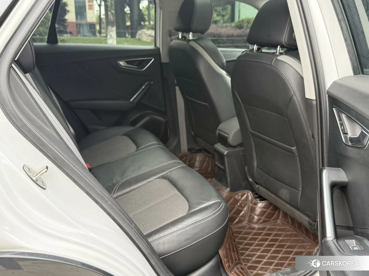 Audi Q2L e-tron id 4440613 из Китая 16