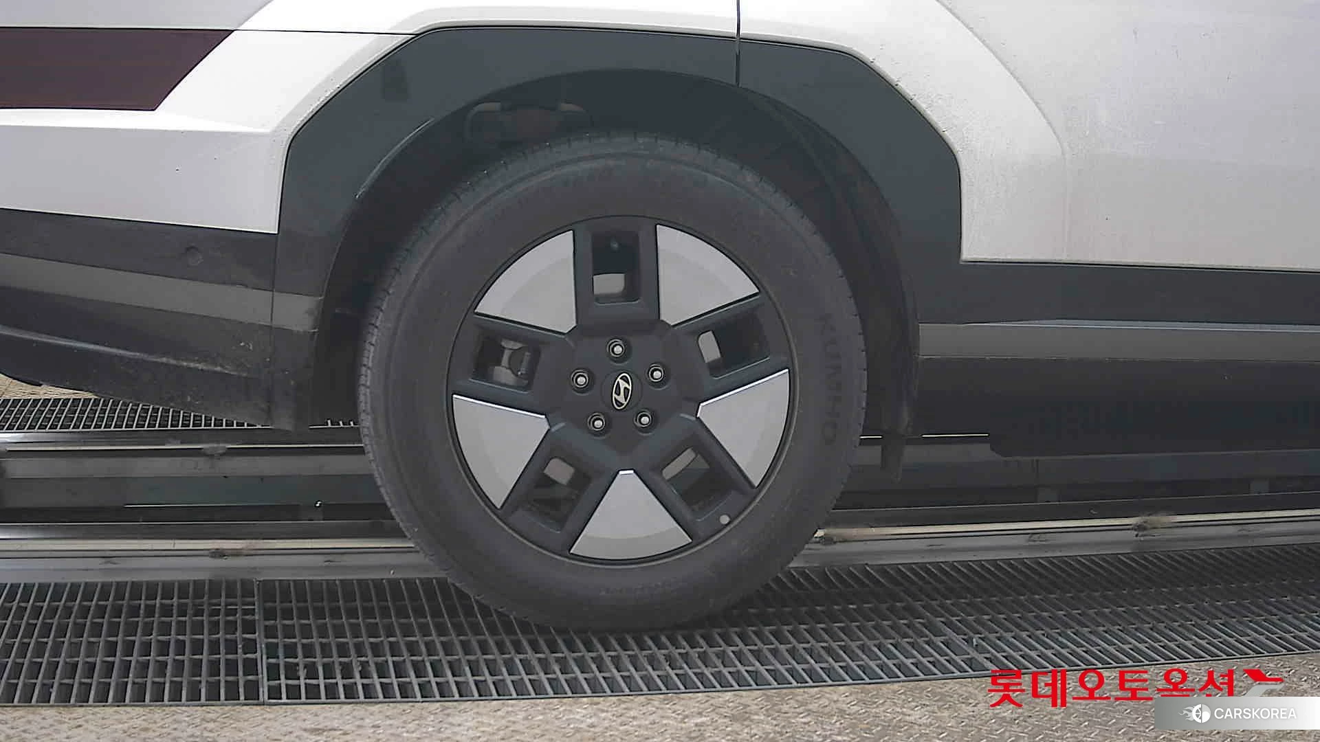 Hyundai Santa Fe Hybrid id 3875760 из Кореи 16