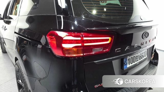 Kia The New Carnival id 4435631 из Кореи 16