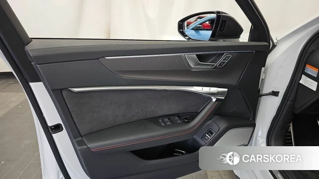 Audi RS6 (C8) id 4443568 из Кореи 16