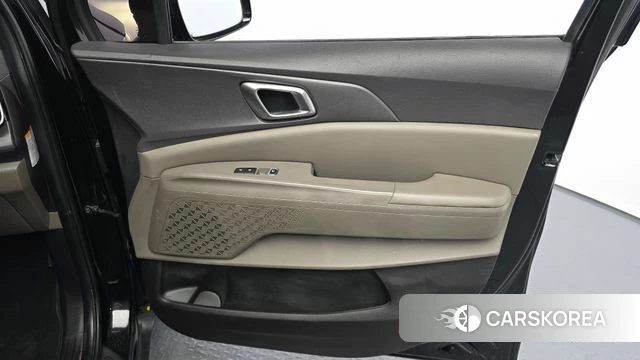 Kia The New Carnival 4th Generation id 4767901 из Кореи 16