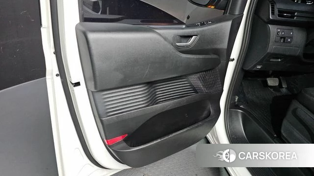 Hyundai Staria id 4475459 из Кореи 16