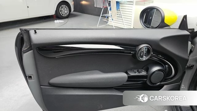 Mini Cooper Electric id 4624729 из Кореи 16