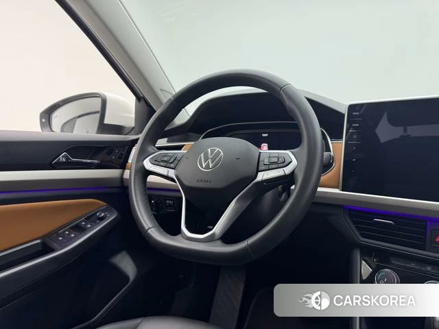 Volkswagen Bora id 4258585 из Китая 16