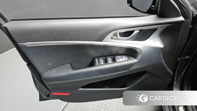 Genesis G70 id 4785942 из Кореи 16