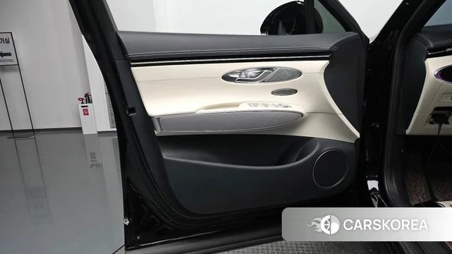 Genesis Electrified GV70 id 4631330 из Кореи 16