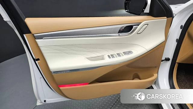 Hyundai The New Grandeur IG Hybrid id 4476661 из Кореи 16