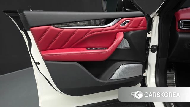 Maserati Levante id 4410219 из Кореи 16