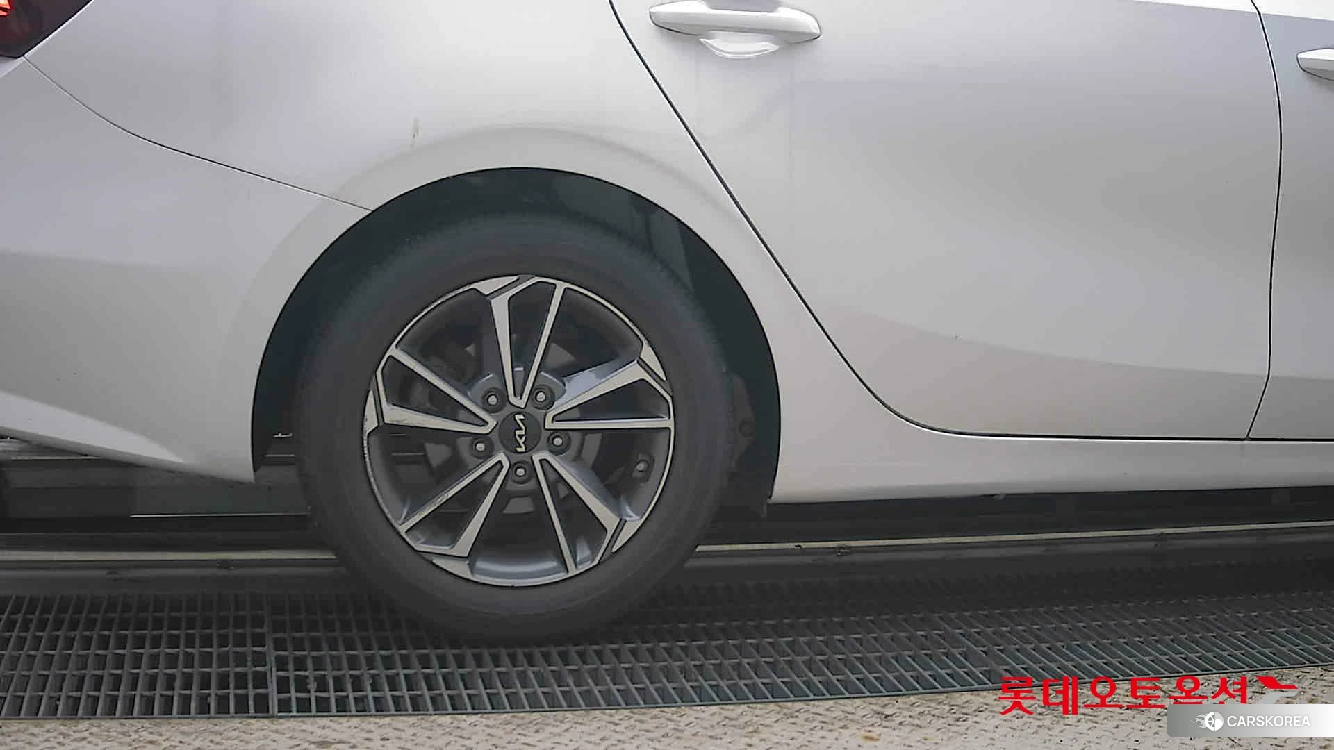 Kia K3 id 4674216 из Кореи 16