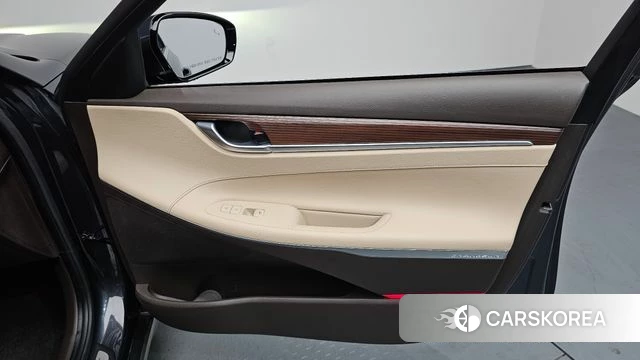 Hyundai Grandeur IG id 4188337 из Кореи 16