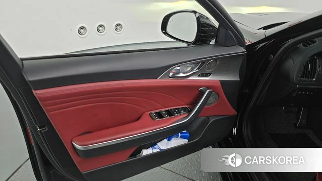 Kia Stinger Meister id 4476716 из Кореи 16