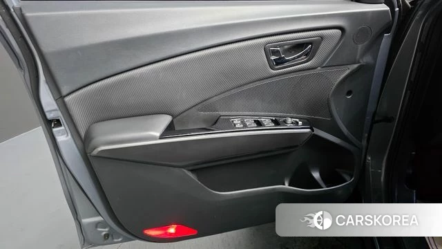 Ssangyong Berry New Tivoli id 4684126 из Кореи 16