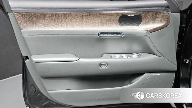 Genesis G90 (RS4) id 4725780 из Кореи 16