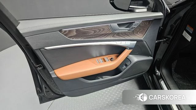 Audi A6 (C8) id 4382461 из Кореи 16