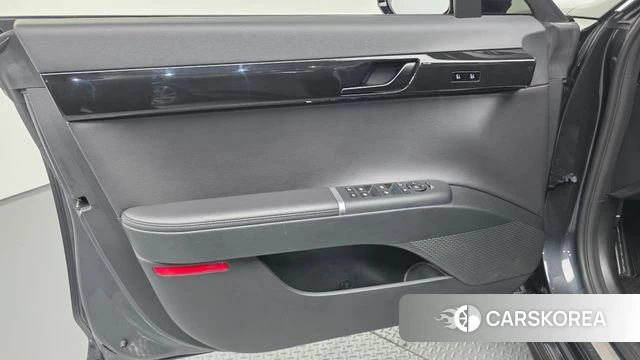 Hyundai Grandeur Hybrid (GN7) id 4602982 из Кореи 16