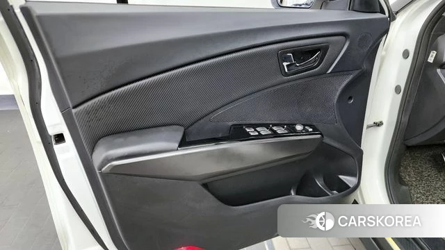 Ssangyong Tivoli Air id 4251301 из Кореи 16