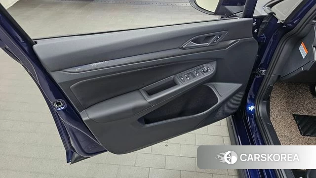 Volkswagen Golf 8th Generation id 4308249 из Кореи 16