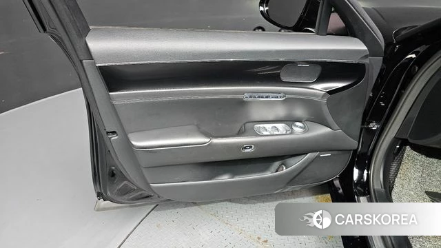 Genesis G90 (RS4) id 4641393 из Кореи 16