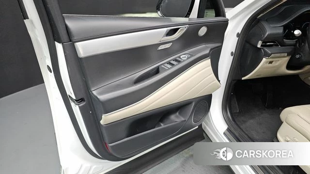 Genesis GV80 id 4293410 из Кореи 16