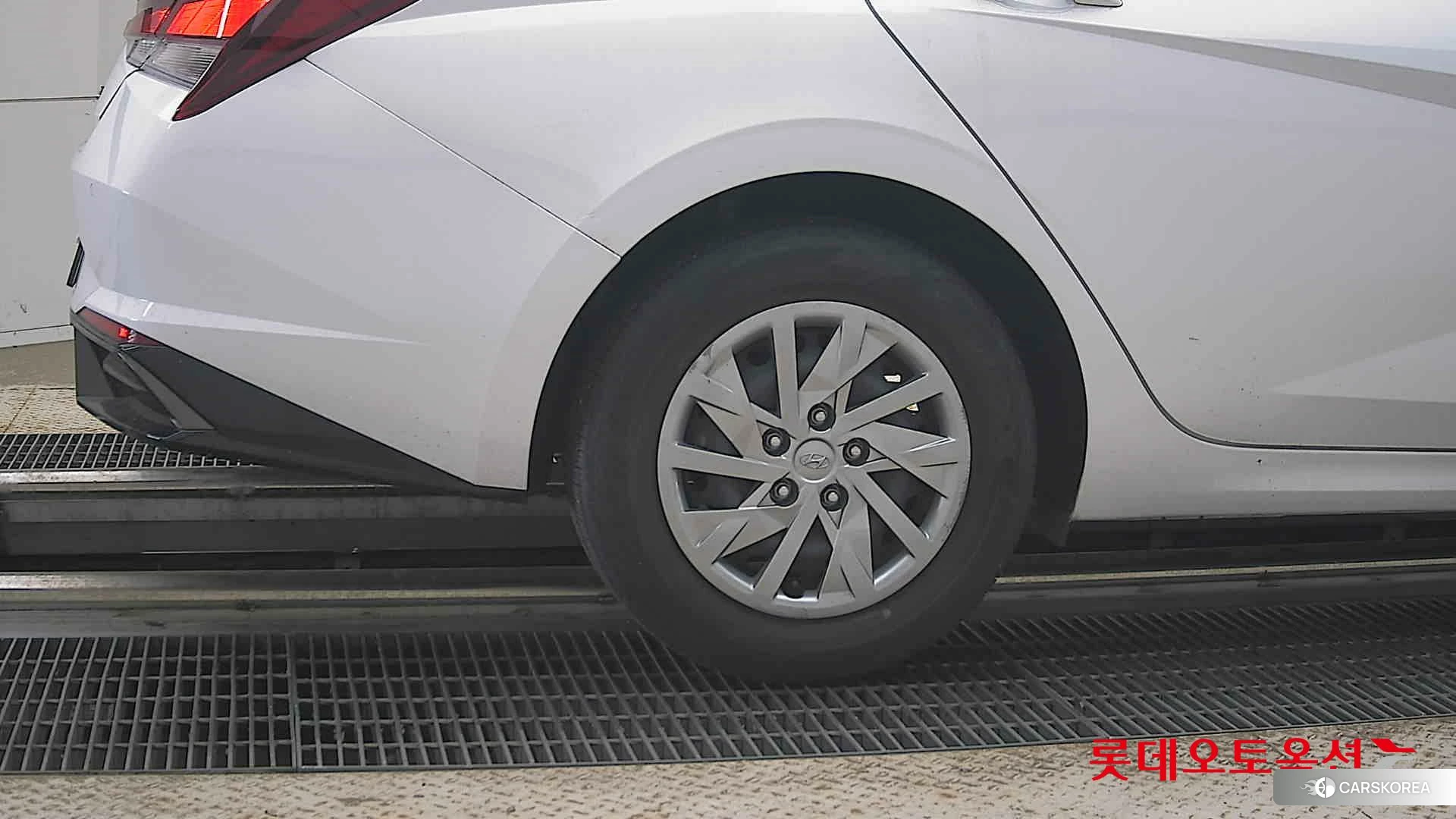 Hyundai Avante id 4498411 из Кореи 15