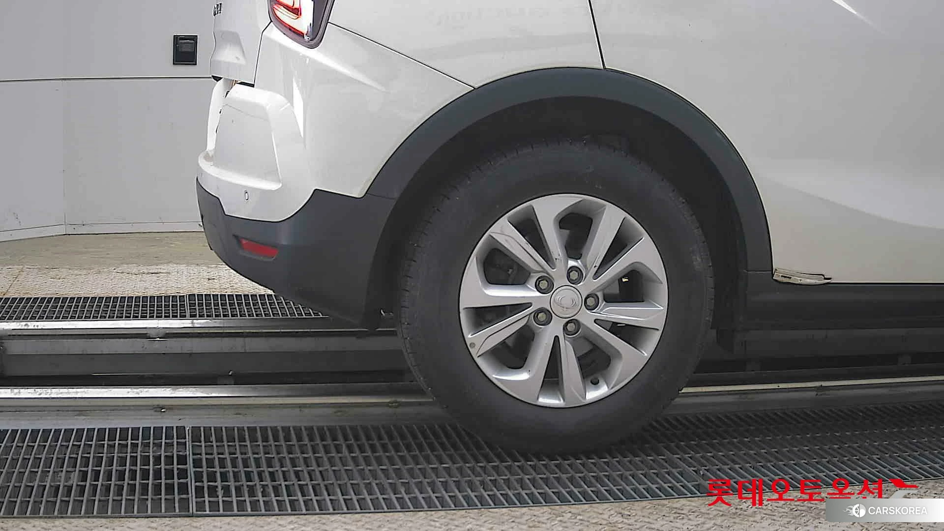 SsangYong Tivoli id 4347412 из Кореи 16