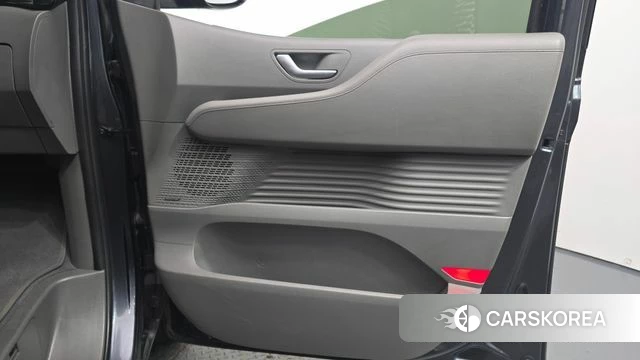 Hyundai Staria id 4899604 из Кореи 16