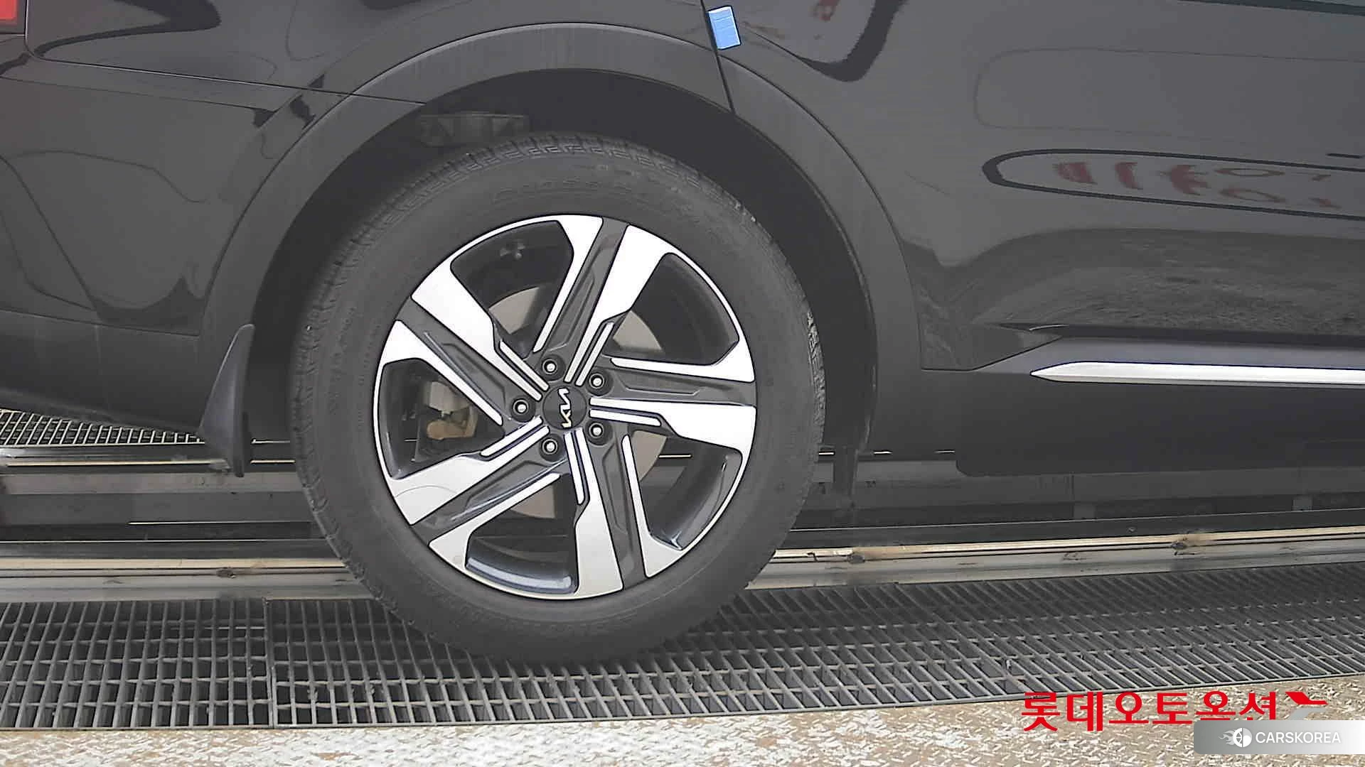 Kia Sorento Hybrid id 3875755 из Кореи 16