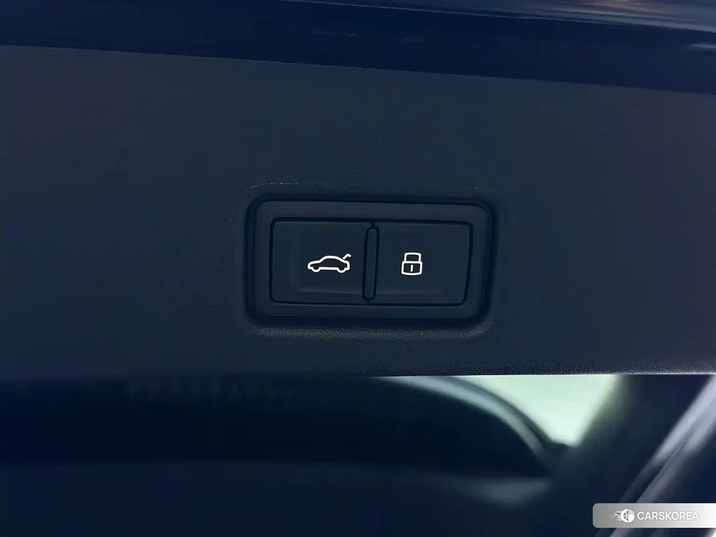 Audi Q5L id 4514207 из Китая 16