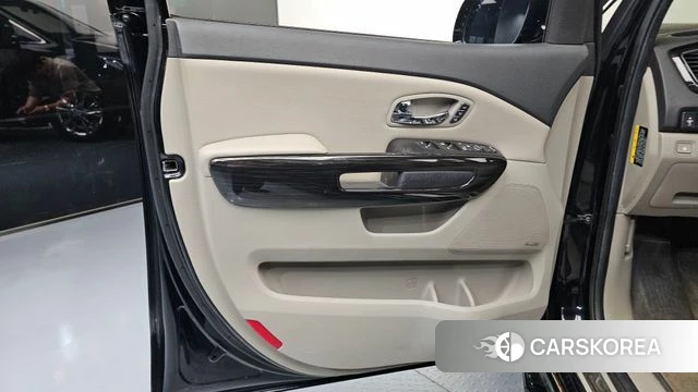 Kia The New Carnival id 4755179 из Кореи 16