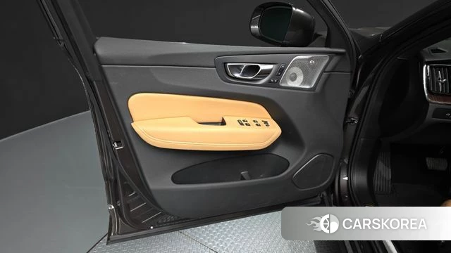 Volvo XC60 second Generation id 4664896 из Кореи 16