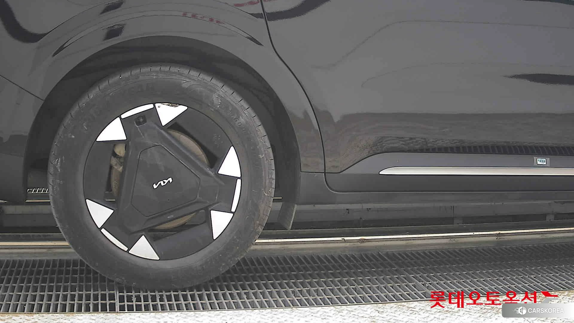 Kia Carnival Hybrid id 4347399 из Кореи 16